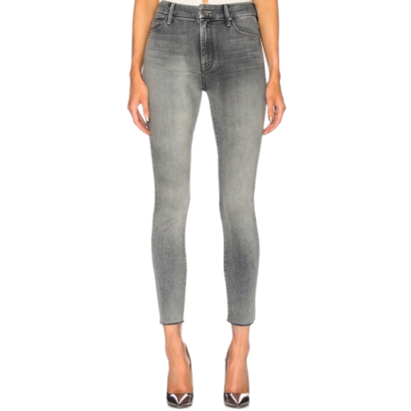 MOTHER Denim - MOTHER - Looker Ankle Fray Jeans- Huntress, Gray Wash, Sold on Revolve